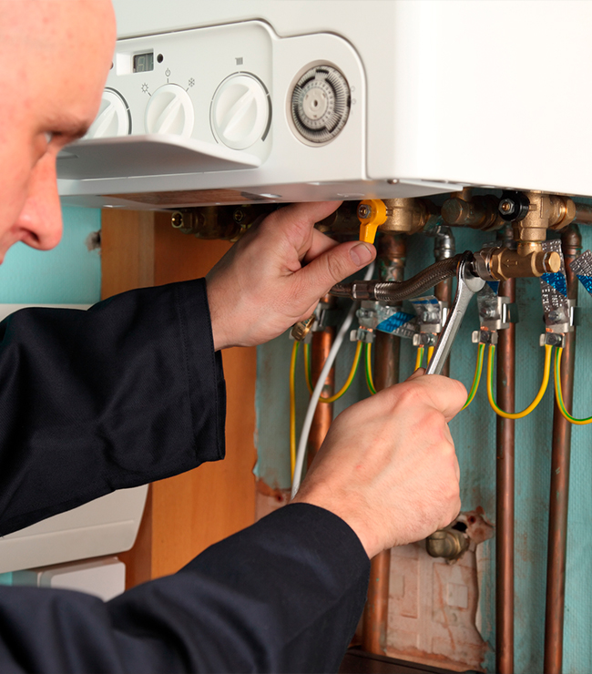 Expert Water Heater Service in Rochester Hills | PM HVAC - Water-Heater-Repair-2